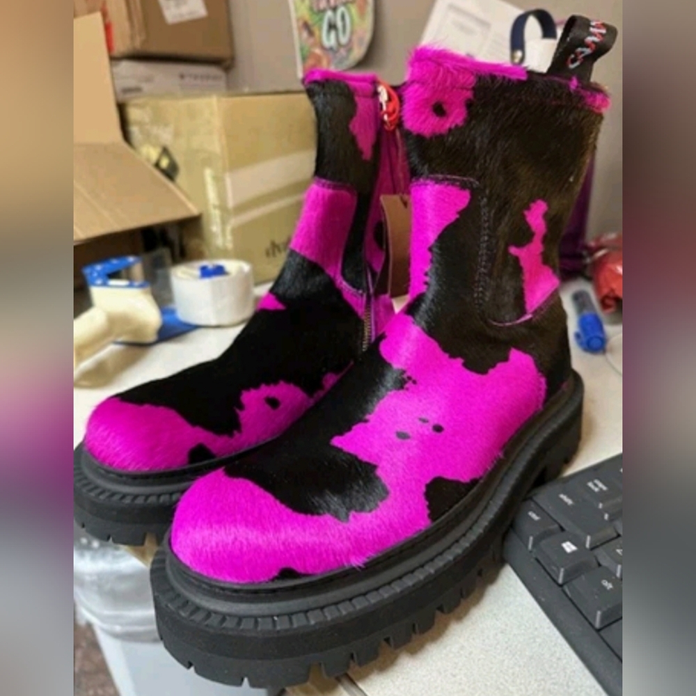 Camperlab Eki Cow Boots Size 9